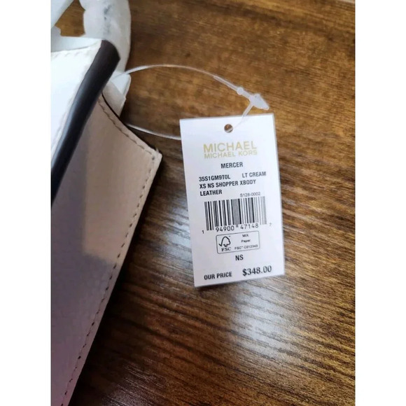 Michael Kors Mercer Extra Small Pebbled Leather Crossbody Bag Cream Minimalist - Picture 5 of 10